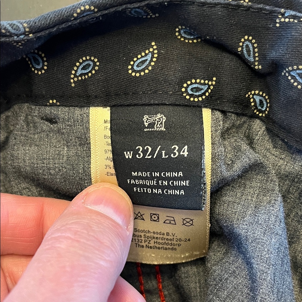Men's Dark Navy Blue W/ Paisley Pattern Pants { 32 X 34 }
